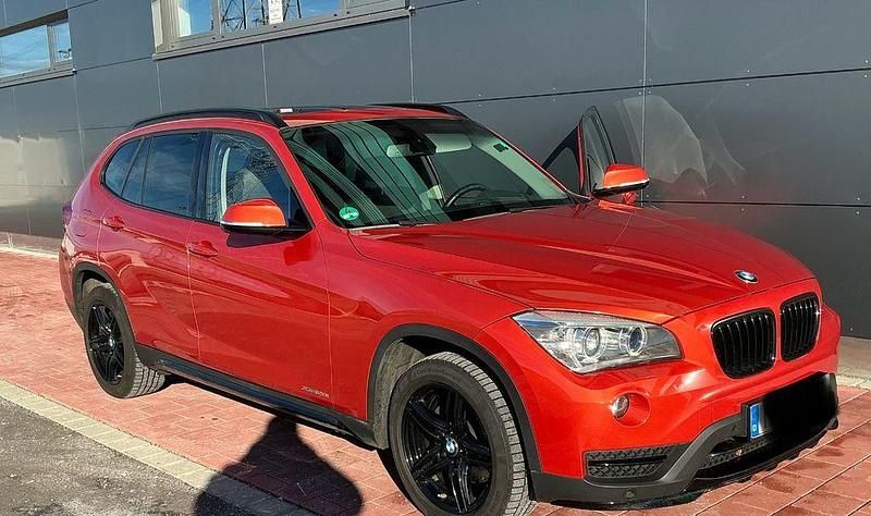 Orange Gebraucht 2014 BMW X1 Sport Line SUV | 14.200 € (Fairer Preis) - Bild 1/4