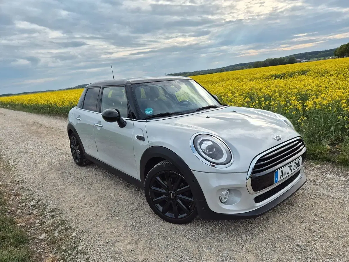 Gebraucht Mini Cooper 136 PS (100 kW) 2019 Silber Kleinwagen