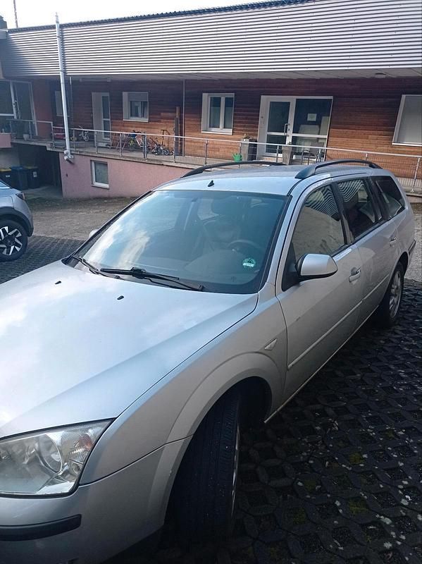 Gebraucht Ford Mondeo 110 PS (80 kW) 2004 Grau Kombi
