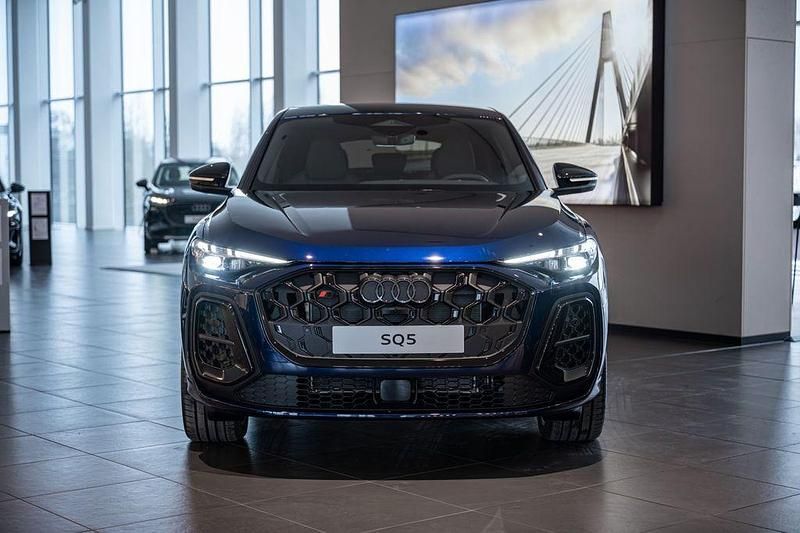 Neu Audi SQ5 Sportback Sport 367 PS (269 kW) 2026 Blau SUV