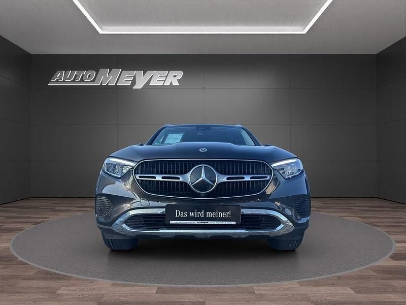 Gebraucht Mercedes GLC220 Avantgarde Edition 197 PS (144 kW) 2025 Grau SUV