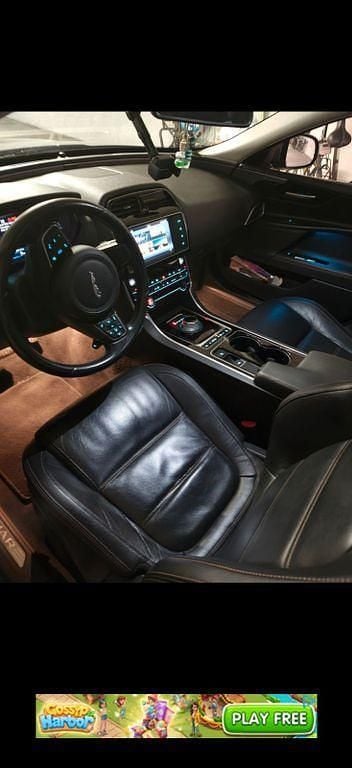 Gebraucht Jaguar XE Prestige 179 PS (131 kW) 2016 Grau Limousine