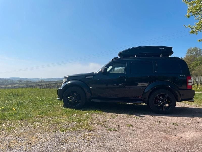 Second-hand Dodge Nitro 260 CP (191 kW) 2012 Negru SUV