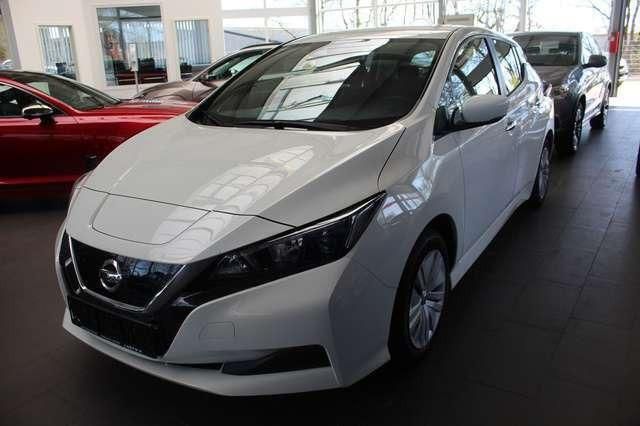 Weiß Gebraucht 2021 Nissan Leaf Visia Kleinwagen | 14.810 € (Fairer Preis) - Bild 1/4