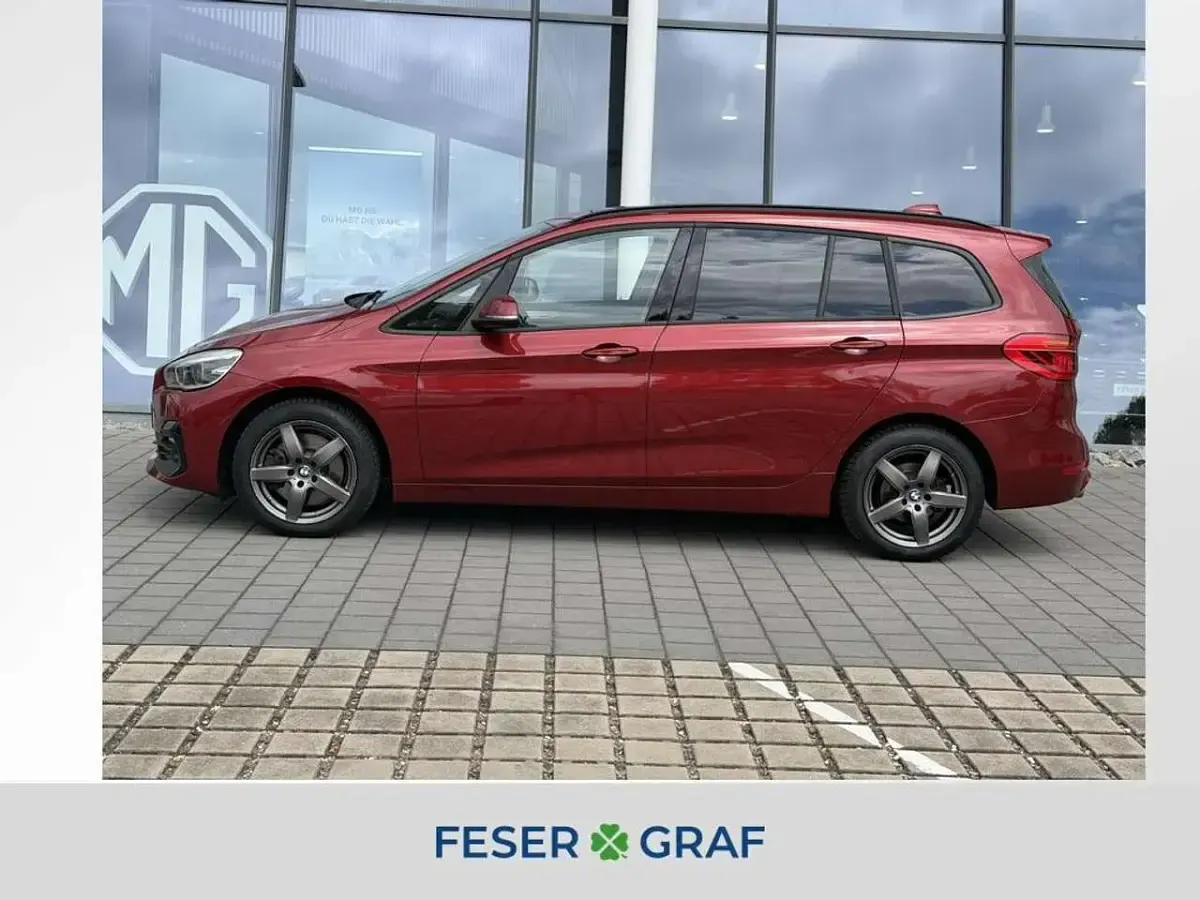 Gebraucht BMW 218 Advantage 150 PS (110 kW) 2018 Rot Van / Kleinbus
