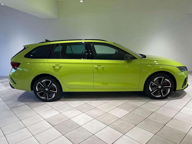 Gebraucht Skoda Octavia RS 245 PS (180 kW) 2024 Grün Kombi