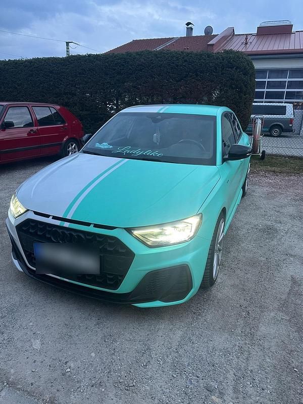 Gebraucht Audi A1 S-Line 95 PS (69 kW) 2023 Weiß SUV