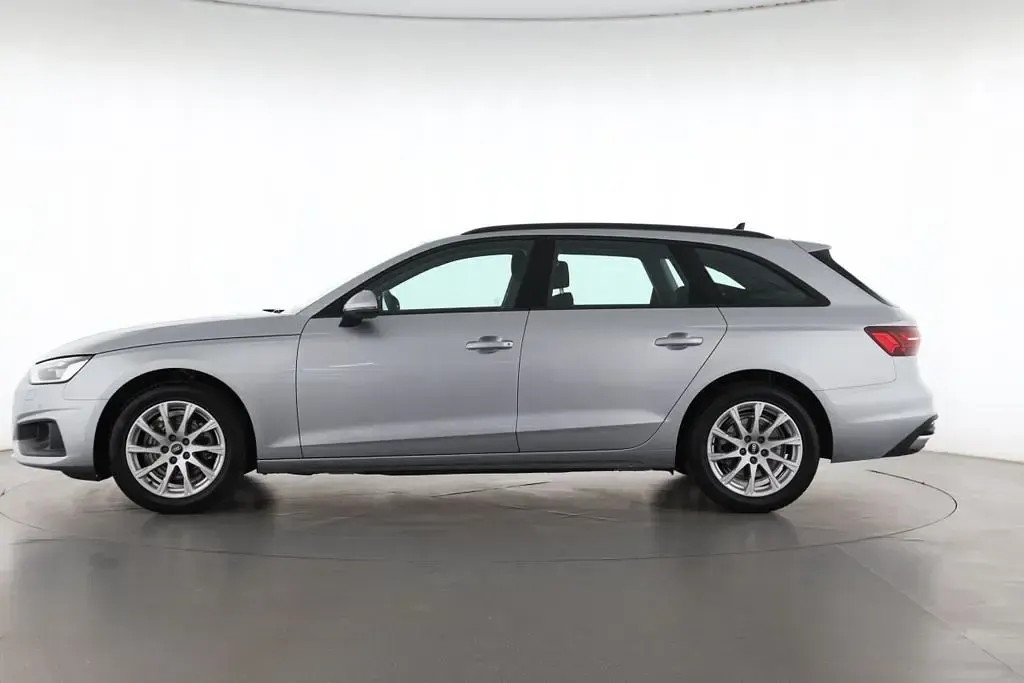 Gebraucht Audi A4 Ambiente 136 PS (100 kW) 2024 Silber Kombi