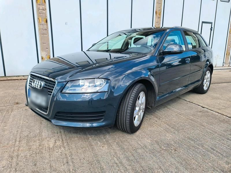 Grau Gebraucht 2009 Audi A3 Kombi | 5.700 € (Fairer Preis) - Bild 1/4