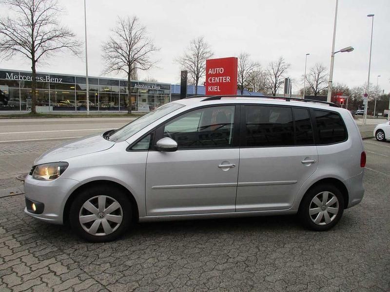 Gebraucht VW Touran 105 PS (77 kW) 2012 Silber Van / Kleinbus