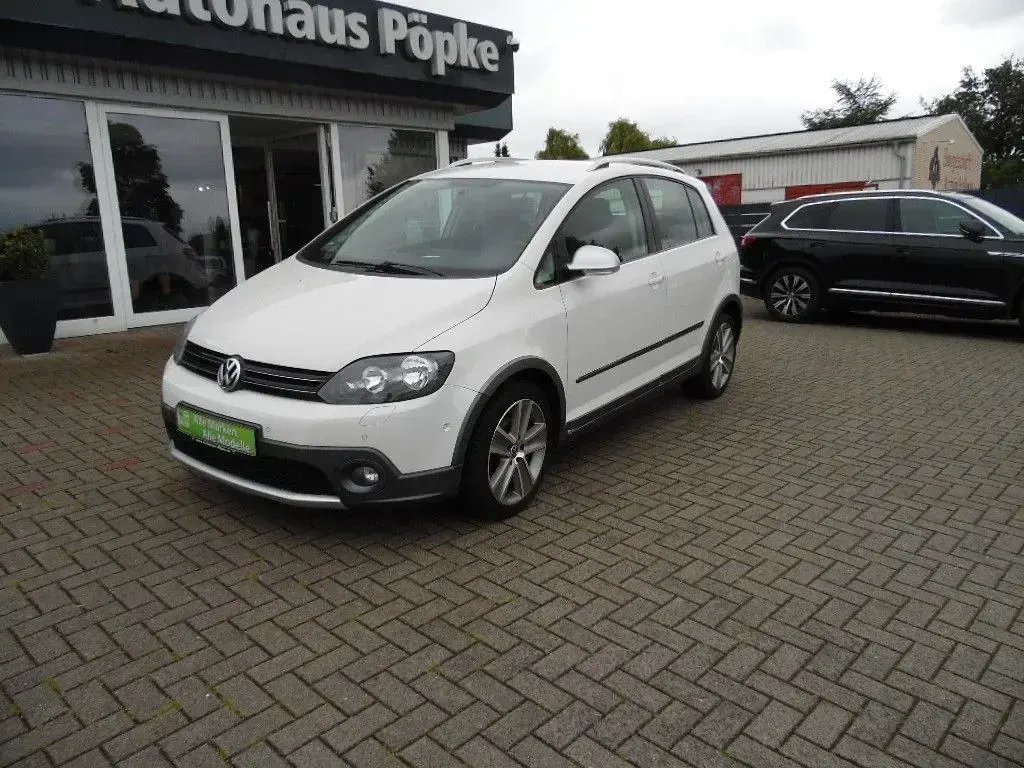 Usata VW Golf 105 CV (77 kW) 2011 Bianco Monovolume