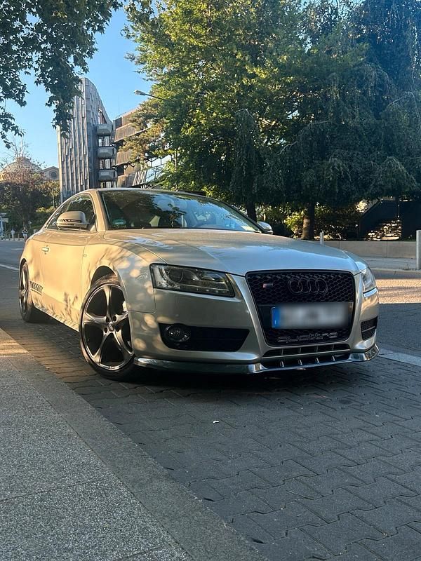Silber Gebraucht 2009 Audi A5 S-Line Coupé | 7.100 € (Guter Preis) - Bild 1/4