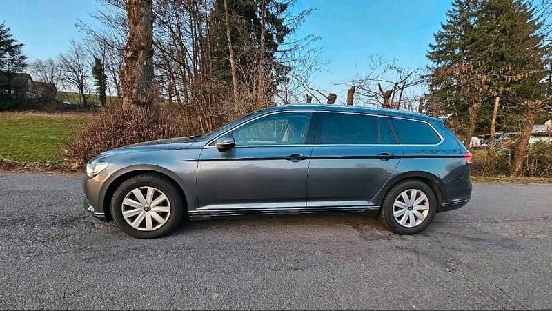Gebraucht VW Passat 190 PS (139 kW) 2015 Grau Kombi