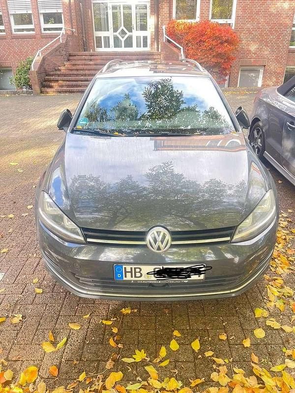 Grau Gebraucht 2016 VW Golf VII Allstar Kombi | 11.800 € (Fairer Preis) - Bild 1/4