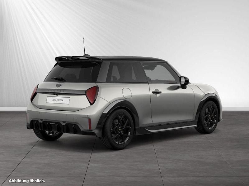 Usata Mini Cooper 156 CV (114 kW) 2025 Argento Utilitaria