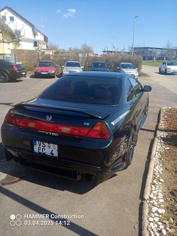 Beige Gebraucht 2001 Honda Accord Coupé | 11.000 € - Bild 1/4