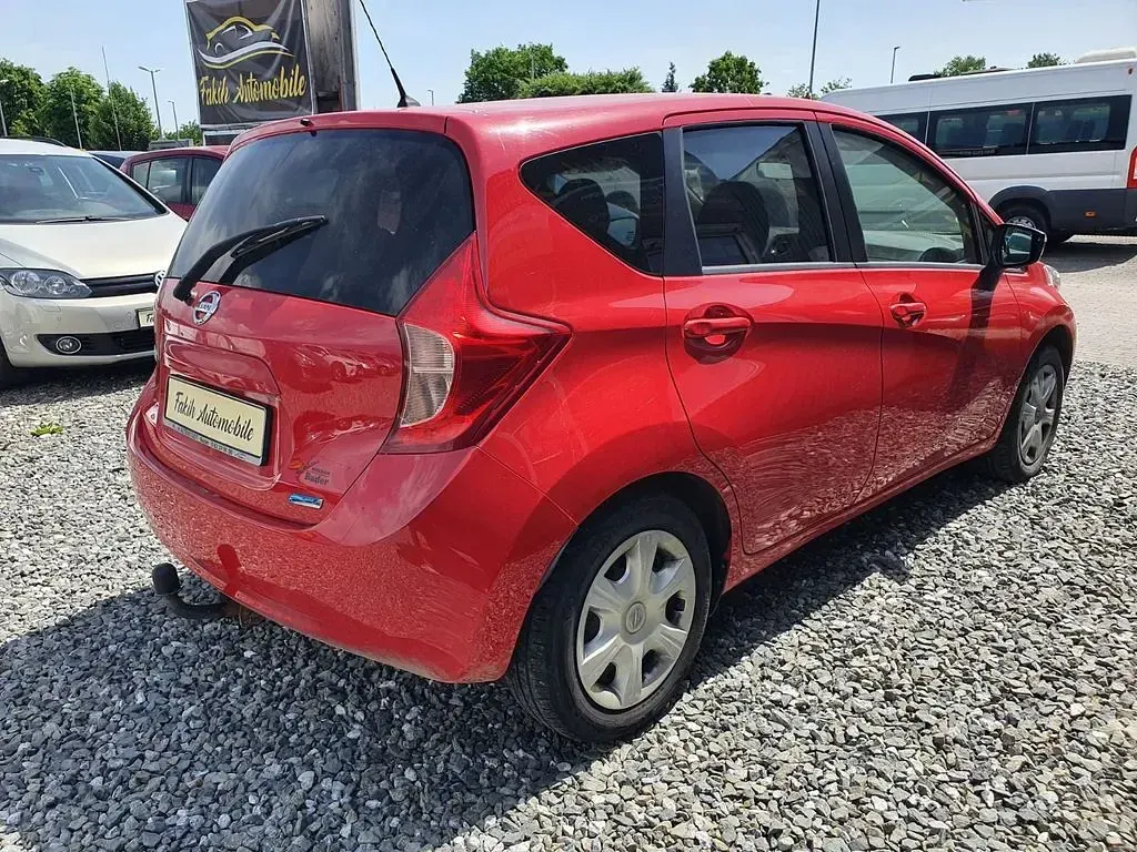 Gebraucht Nissan Note Acenta 90 PS (66 kW) 2015 Rot Kleinwagen