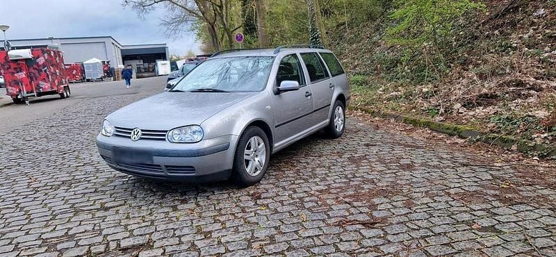 Gebraucht VW Golf IV 105 PS (77 kW) 2002 Silber Kombi