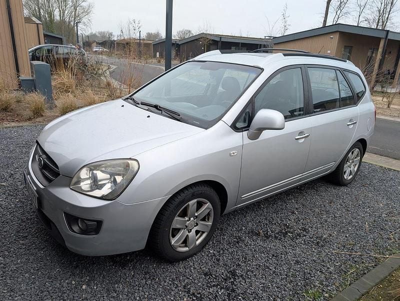 Silber Gebraucht 2007 Kia Carens LX Van / Kleinbus | 2.850 € (Superpreis) - Bild 1/3
