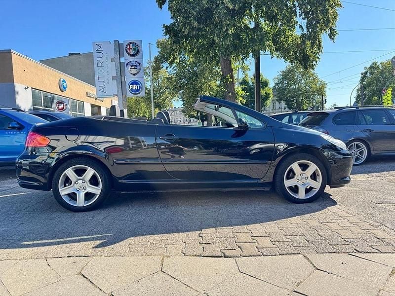 Gebraucht Peugeot 307 CC Sport 140 PS (102 kW) 2008 Schwarz Cabrio