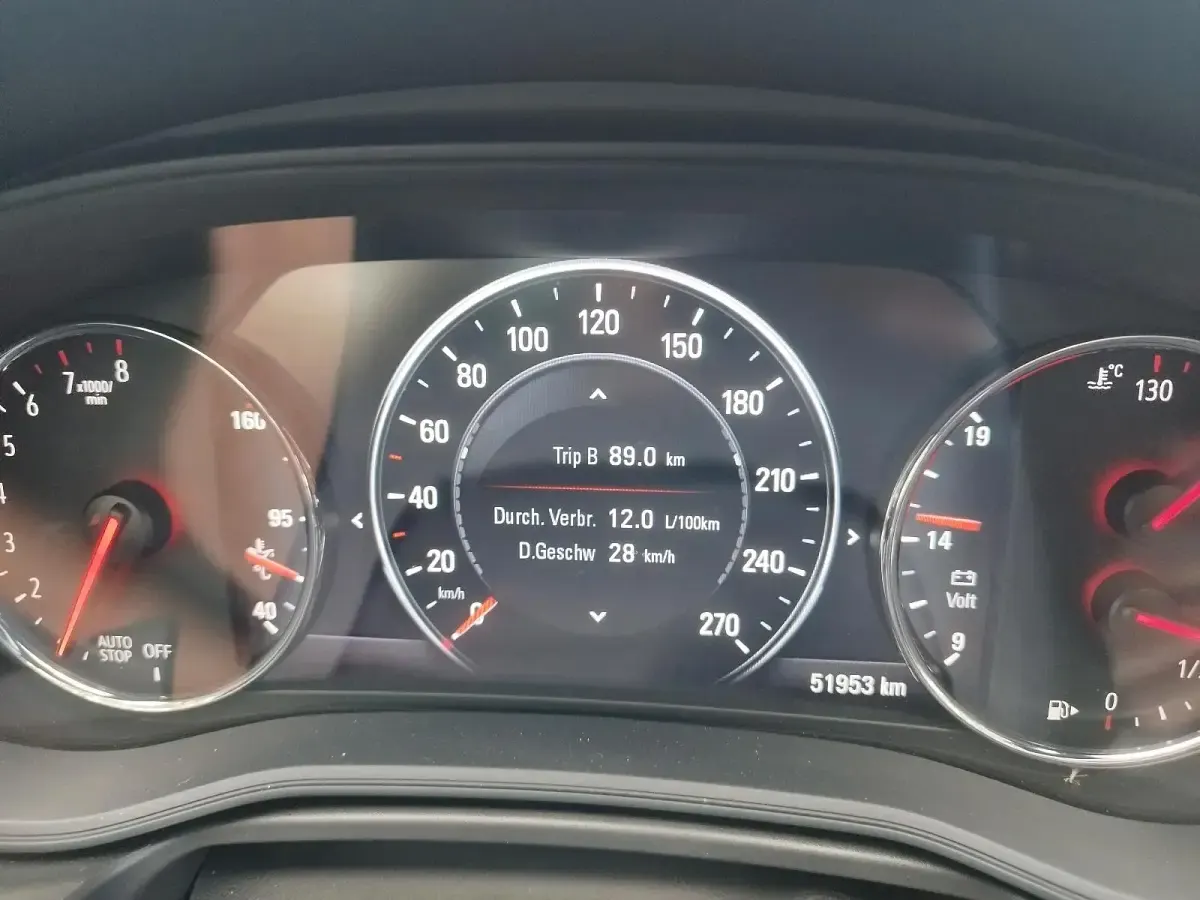 Gebraucht Opel Insignia 165 PS (121 kW) 2018 Schwarz Kombi
