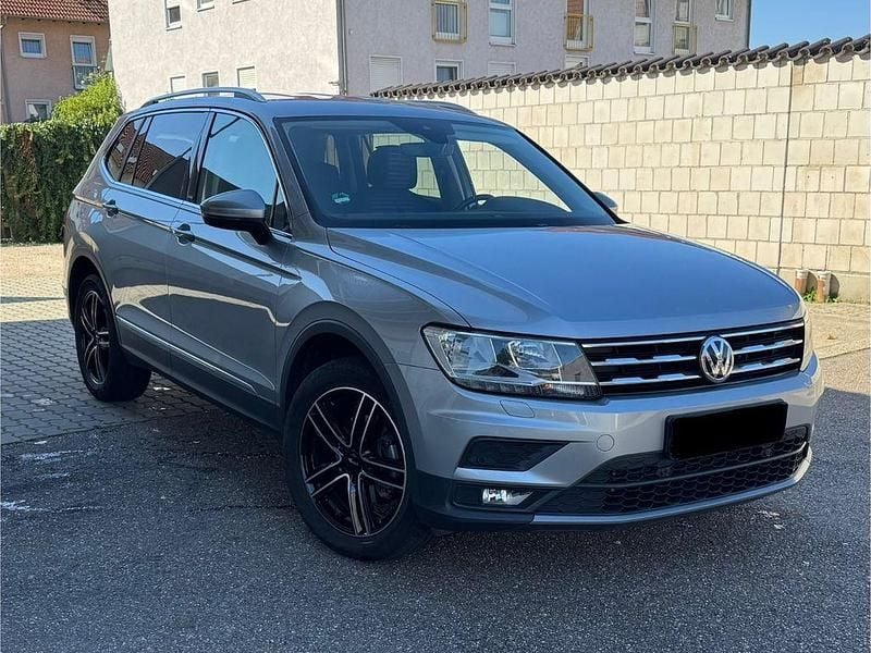 Silber Gebraucht 2021 VW Tiguan Allspace SUV | 24.000 € (Superpreis) - Bild 1/4