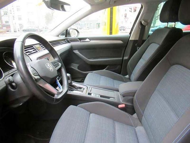 Gebraucht VW Passat GTE 218 PS (160 kW) 2021 Schwarz Kombi