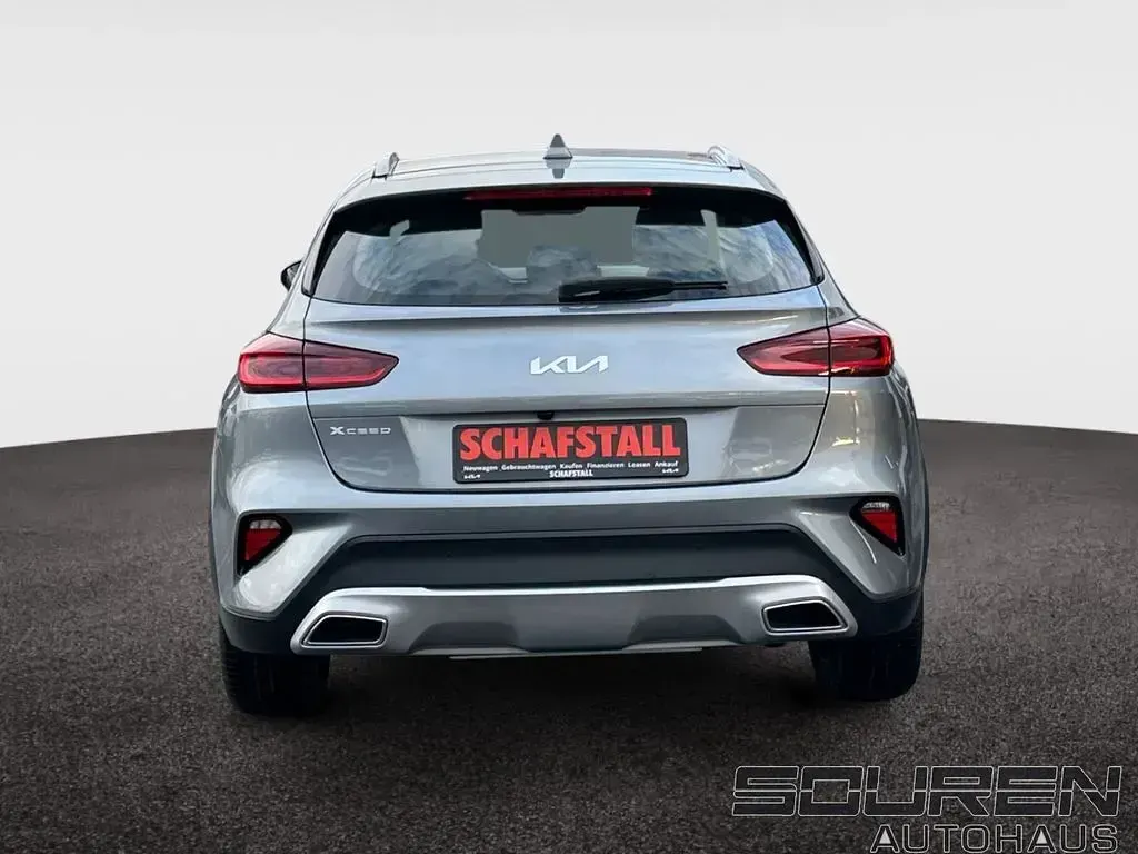 Gebraucht Kia XCeed Spirit 141 PS (103 kW) 2022 Silber SUV