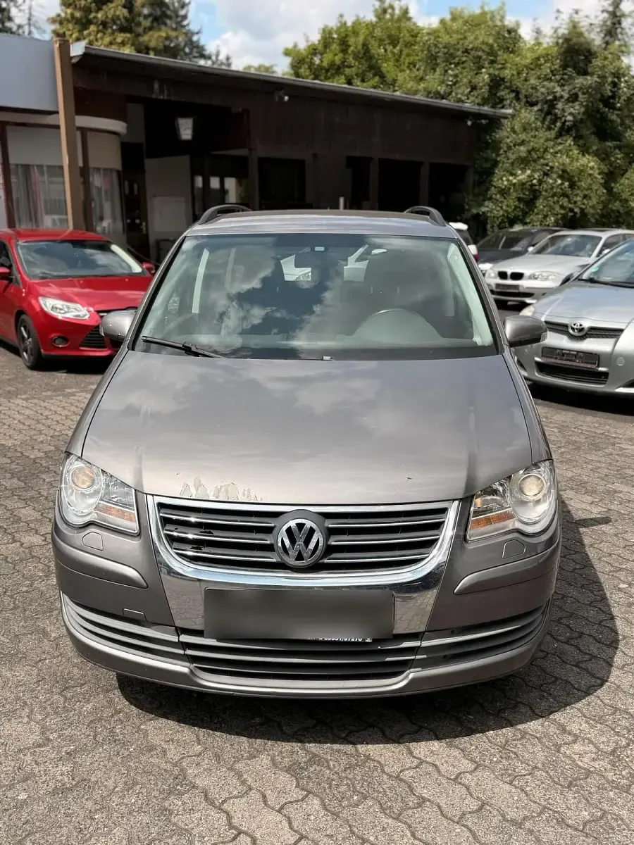Gebraucht VW Touran 140 PS (102 kW) 2009 Silber Van / Kleinbus