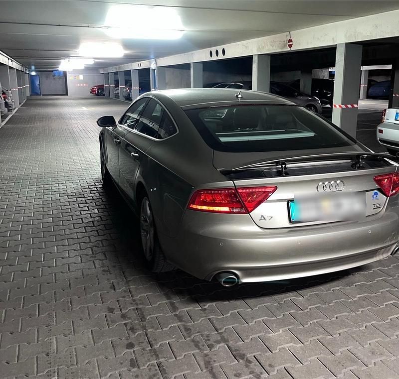 Gold Gebraucht 2011 Audi A7 Limousine | 11.999 € (Guter Preis) - Bild 1/4