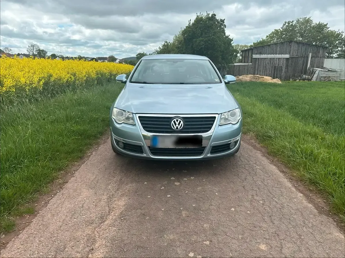 Gebraucht VW Passat 115 PS (84 kW) 2007 Silber Limousine