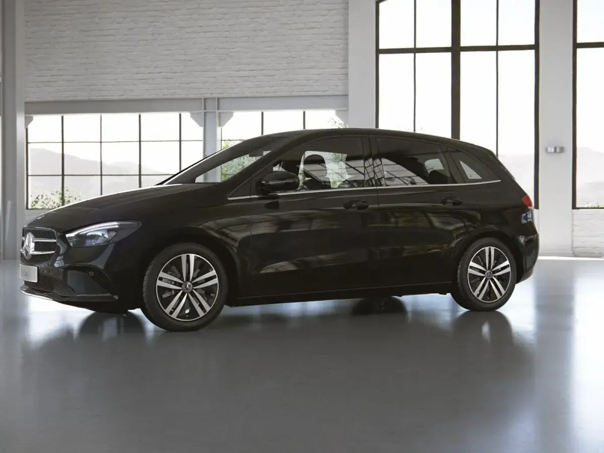 Gebraucht Mercedes E250 160 PS (117 kW) 2022 Schwarz Limousine