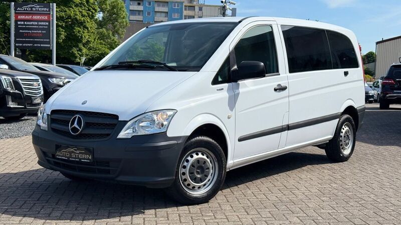Weiß Gebraucht 2014 Mercedes Vito Van / Kleinbus | 16.950 € (Guter Preis) - Bild 1/4