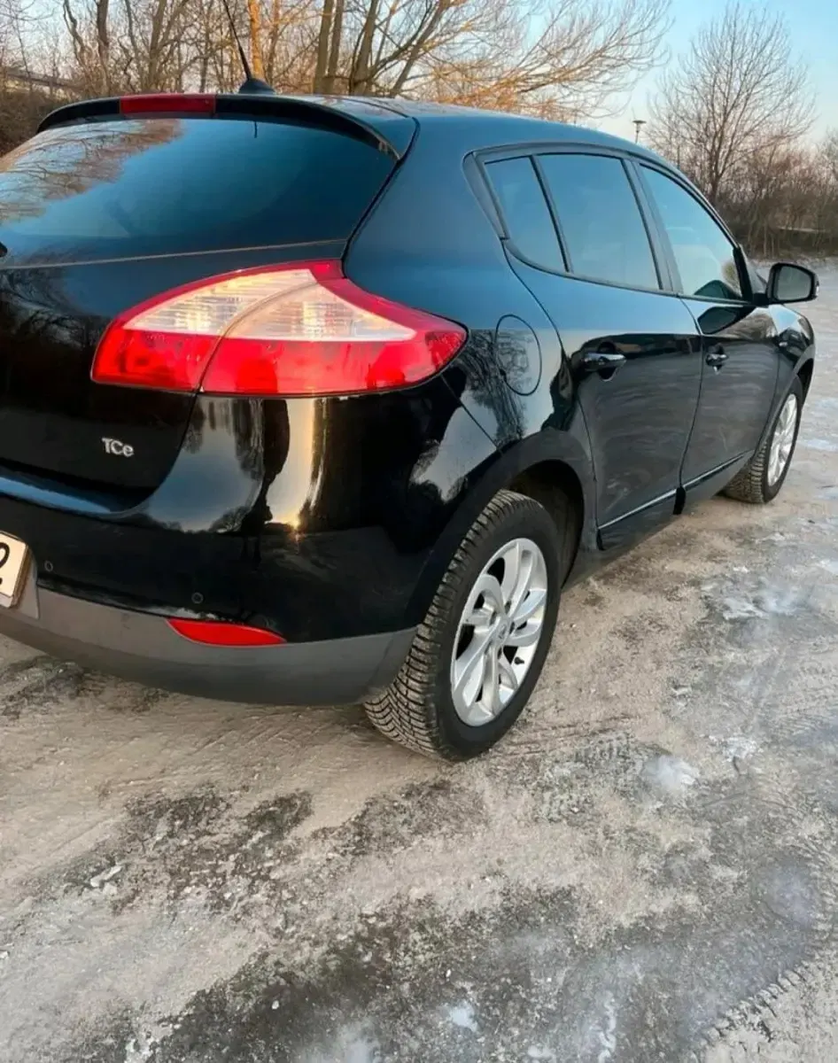 Gebraucht Renault Mégane 116 PS (85 kW) 2014 Schwarz Limousine
