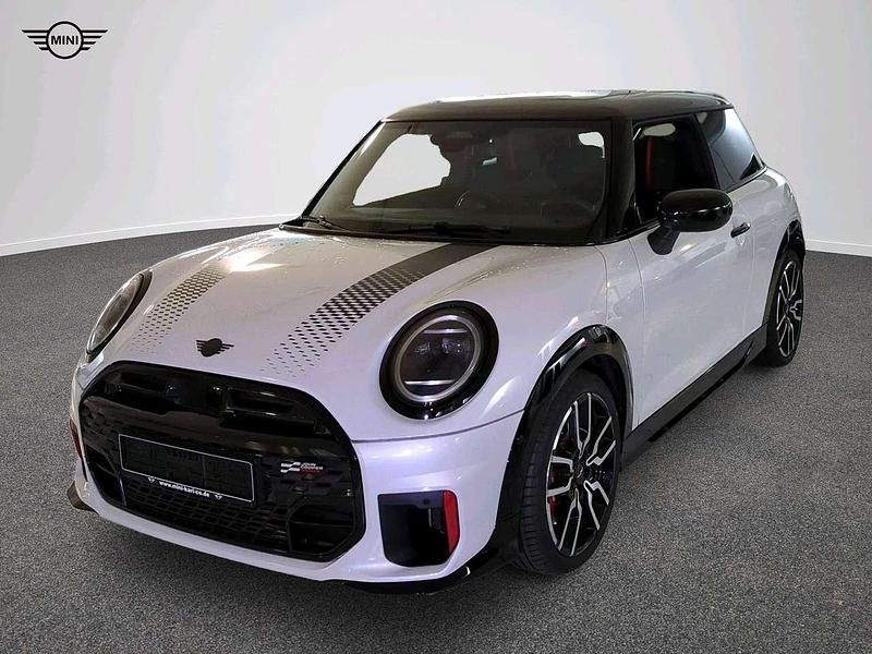 Gebraucht Mini John Cooper Works 231 PS (169 kW) 2024 Weiß Kleinwagen
