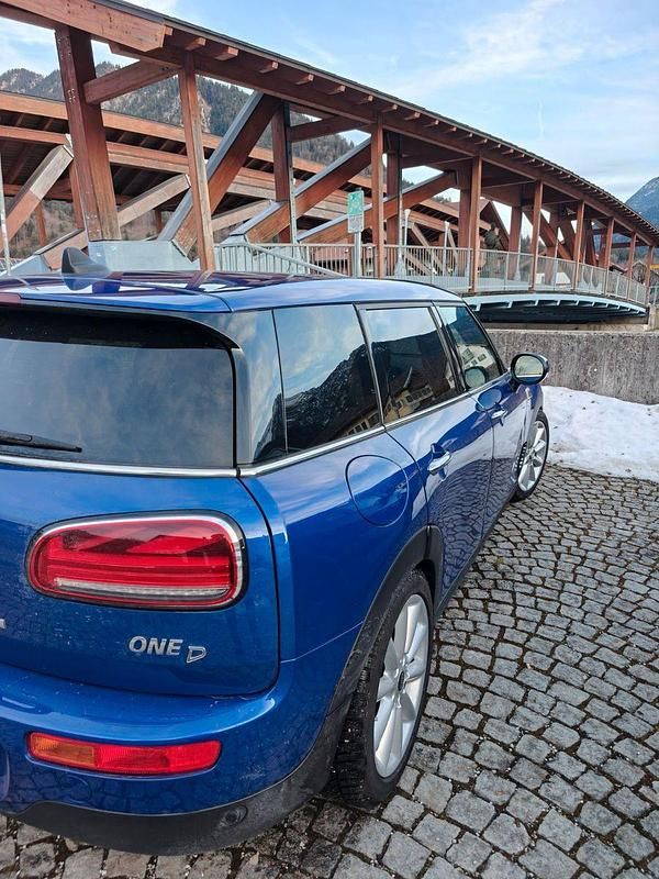 Gebraucht Mini One D Chili 116 PS (85 kW) 2019 Blau Kleinwagen