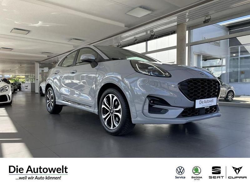 Grau Gebraucht 2023 Ford Puma Gen-E ST-Line SUV | 14.997 € - Bild 1/4