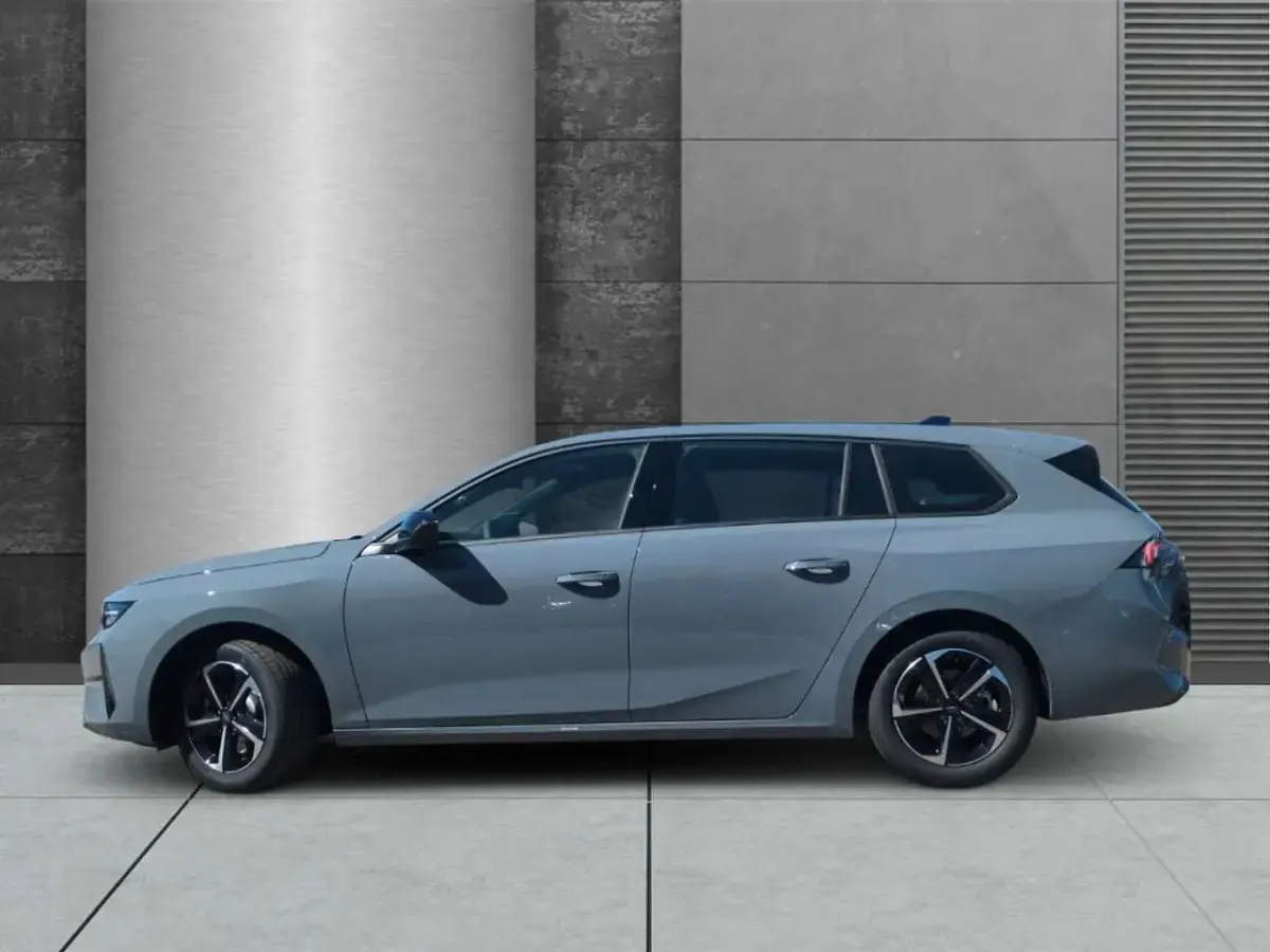 Ny Opel Astra Edition 145 HK (106 kW) 2026 Sort Stationcar