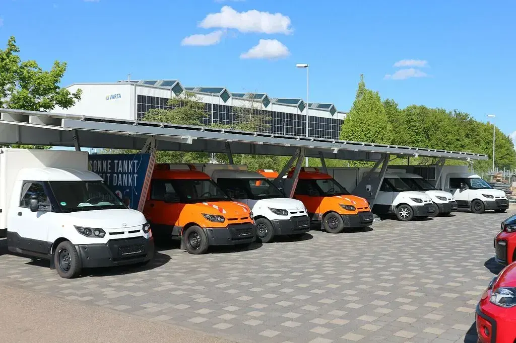 Gebraucht Renault Megane E-Tech Iconic 160 kW (218 PS) 2023 Grau Limousine
