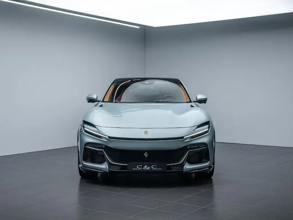 Gebraucht Ferrari Purosangue 725 PS (533 kW) 2025 Silber SUV