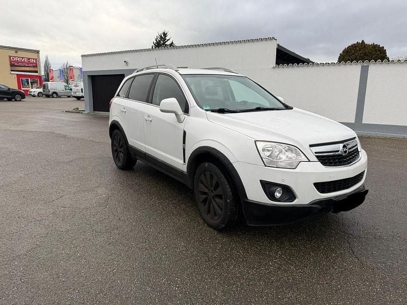 Weiß Gebraucht 2013 Opel Antara Design Edition SUV | 3.500 € (Superpreis) - Bild 1/4