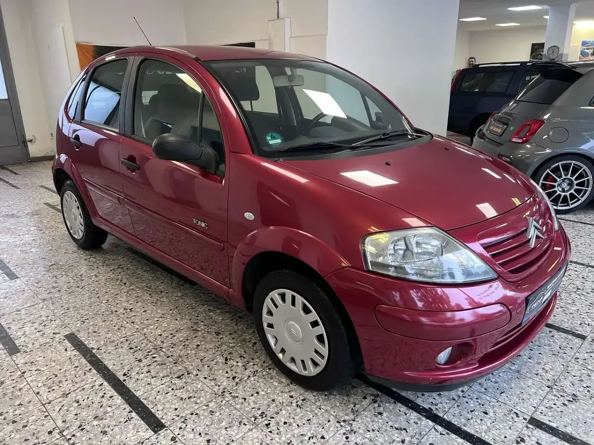 Usata Citroën C3 Tonic 60 CV (44 kW) 2003 Rosso Utilitaria