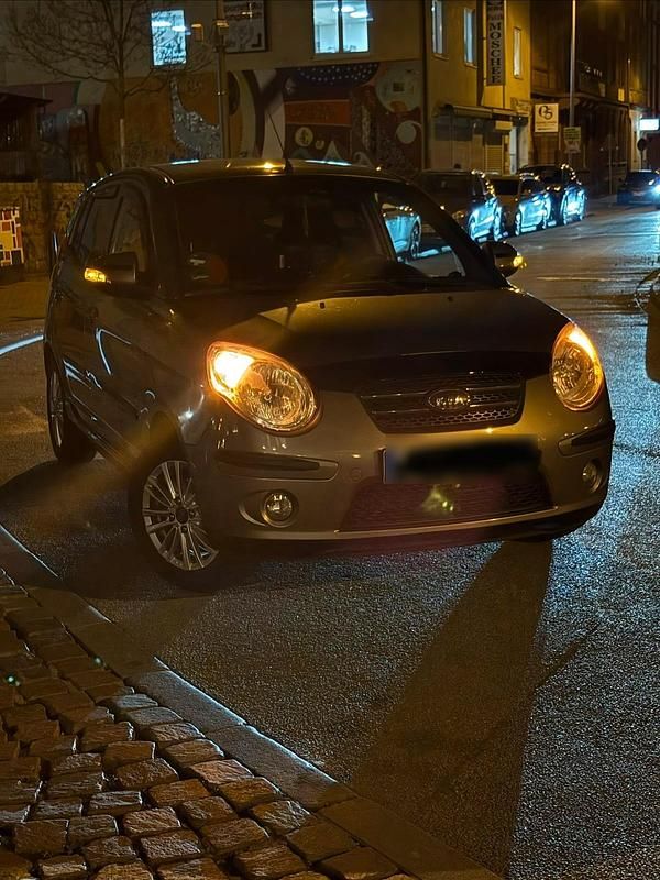 Gebraucht Kia Picanto 65 PS (47 kW) 2008 Gold Kleinwagen