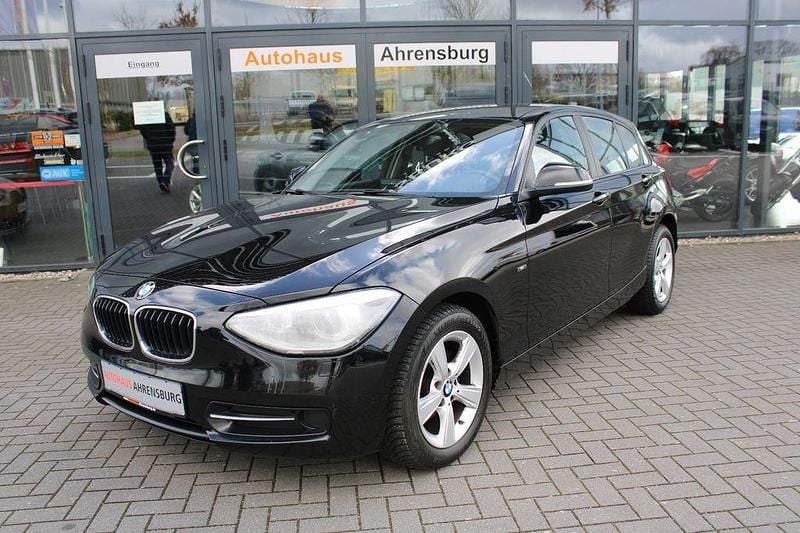 Gebraucht BMW 114 102 PS (75 kW) 2015 Schwarz Kleinwagen