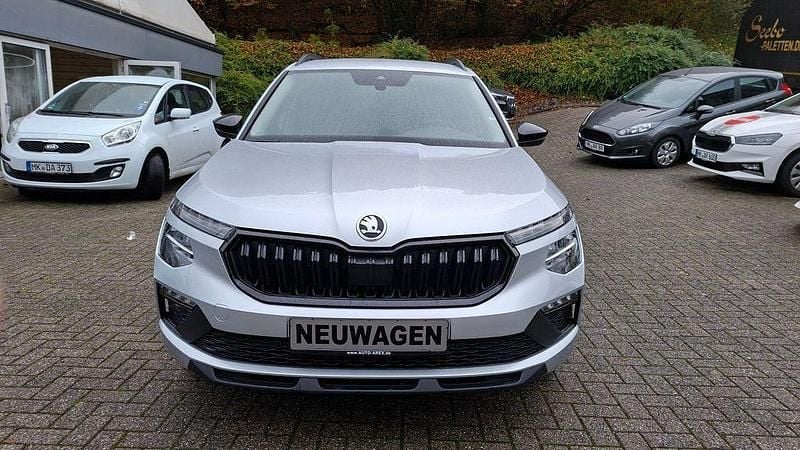 Neu Skoda Kamiq Selection 116 PS (85 kW) 2025 Silber SUV