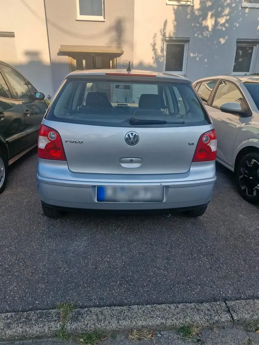 Gebraucht VW Polo 75 PS (55 kW) 2003 Silber Kleinwagen