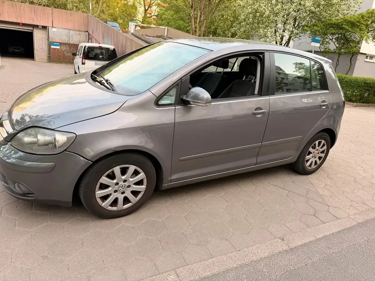 Usata VW Golf IV 116 CV (85 kW) 2005 Grigio Berlina