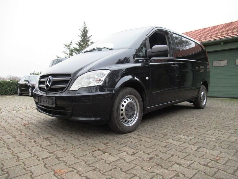 Gebraucht Mercedes Vito 224 PS (164 kW) 2011 Schwarz Van