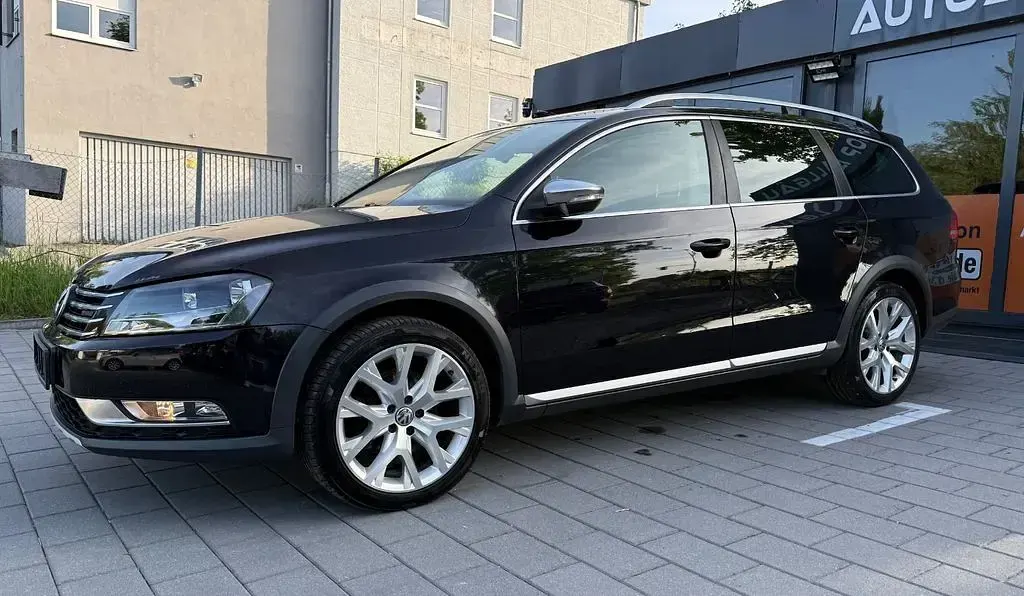 Używany VW Passat Alltrack Basis 211 KM (155 kW) 2012 Czarny Kombi