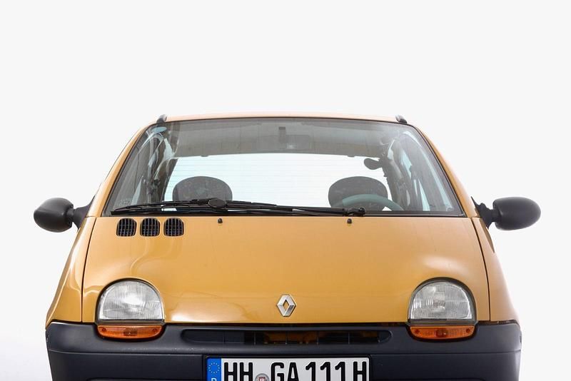 Używany Renault Twingo 55 KM (40 kW) 1993 Żółty Hatchback